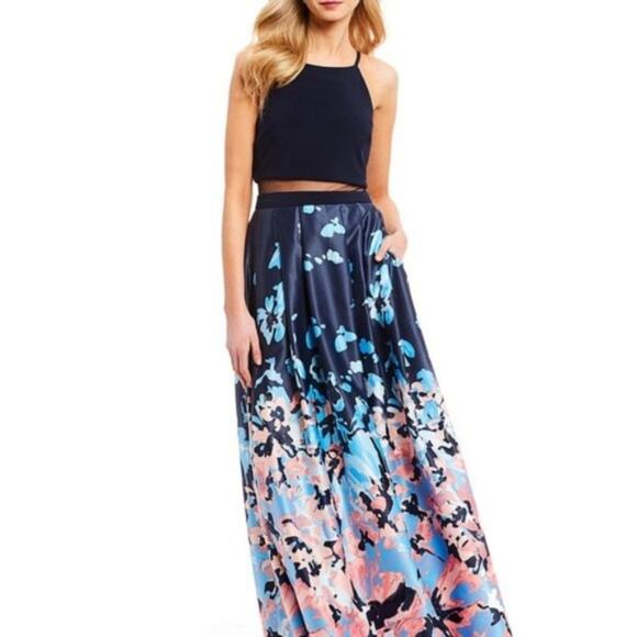 Betsy & Adam Women's Navy Blue Halter Floral Print Maxi Dress Size 4 made in USA - Picture 1 of 9
